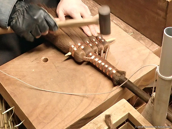 棕櫚箒-棕櫚繊維の毛ごしらえと棕櫚皮5玉手箒作り 棕櫚箒-棕櫚繊維の毛ごしらえと棕櫚皮5玉手箒作り