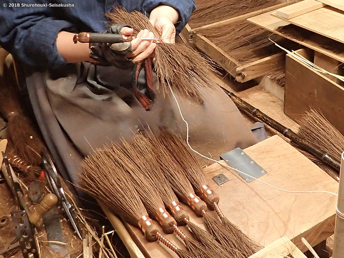 棕櫚箒-本鬼毛箒の玉作り 棕櫚箒-本鬼毛箒の玉作り